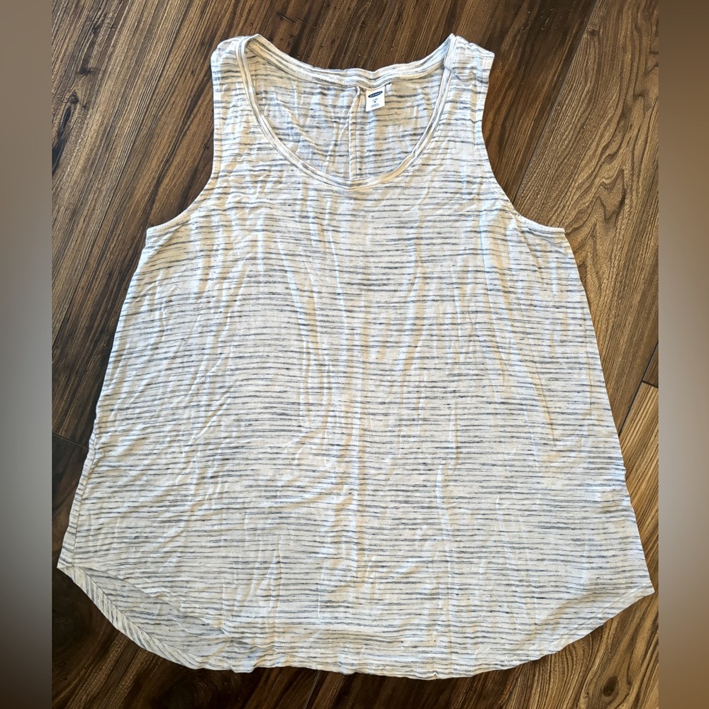 Swing tank great for layers or all alone